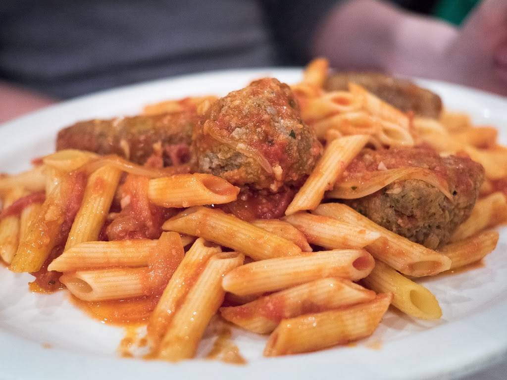 Caro Mio Italian Restaurant | restaurant | 1833 W Wilson Ave, Chicago, IL 60640, USA | 7732755000 OR +1 773-275-5000