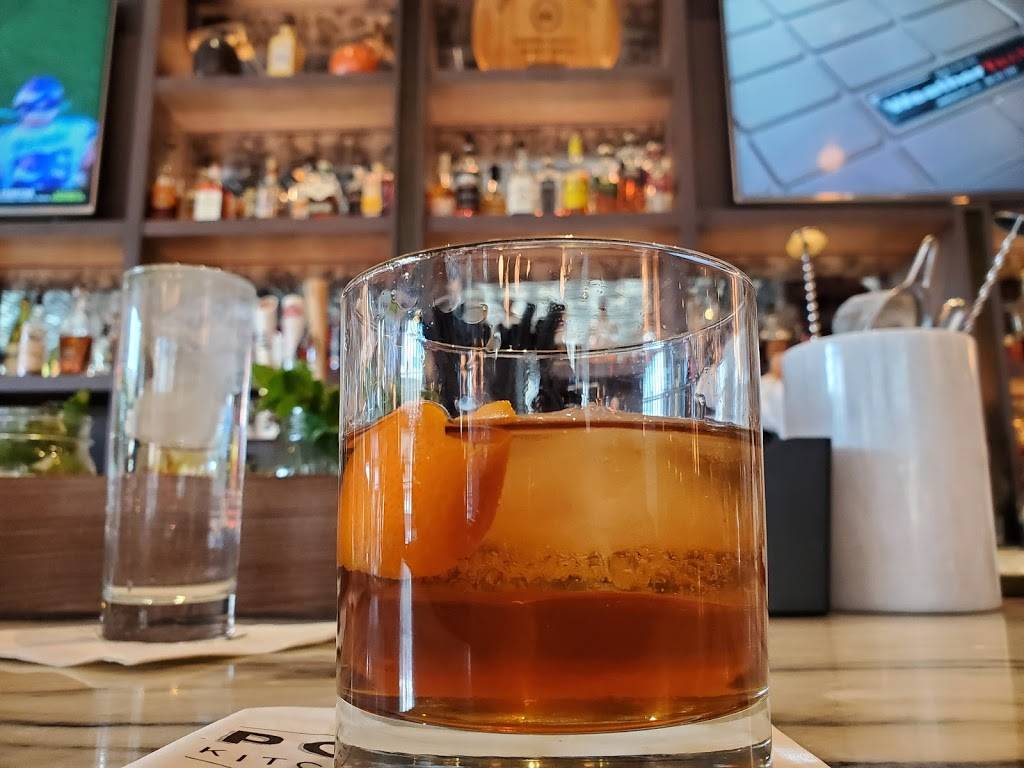 Porch Kitchen & Bar | restaurant | 280 W Jefferson St #1432, Louisville, KY 40202, USA | 5026714246 OR +1 502-671-4246