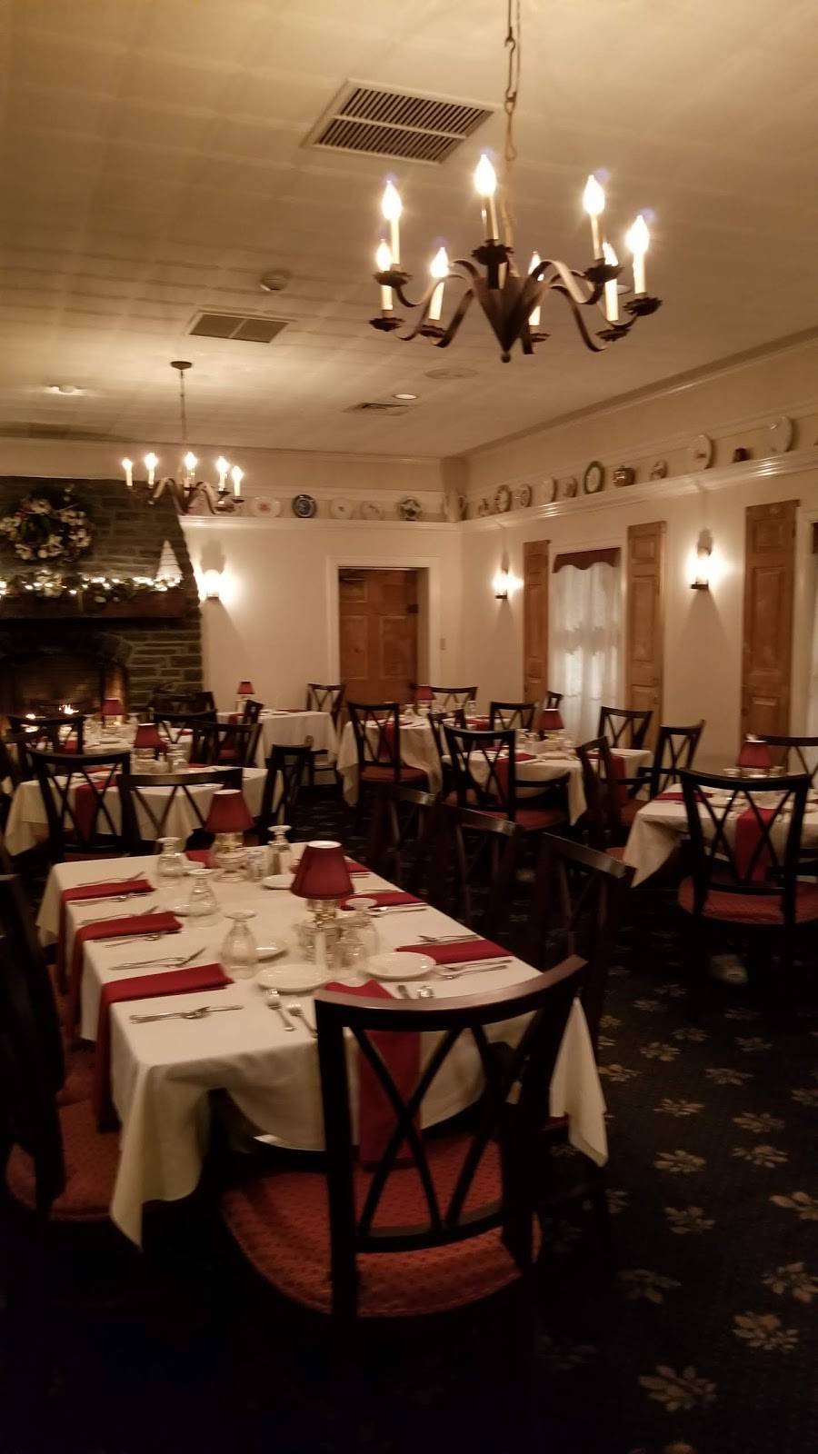 Revere Tavern | restaurant | 3063 Lincoln Hwy, Paradise, PA 17562, USA | 7176878601 OR +1 717-687-8601