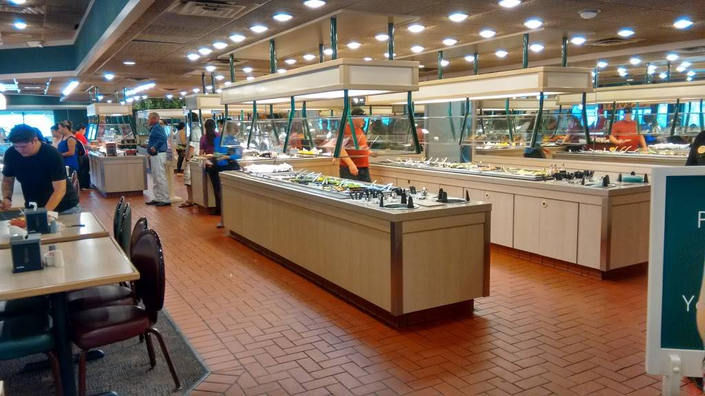 HomeTown Buffet | restaurant | 127 W Valley Blvd, Rialto, CA 92376, USA | 9094219688 OR +1 909-421-9688