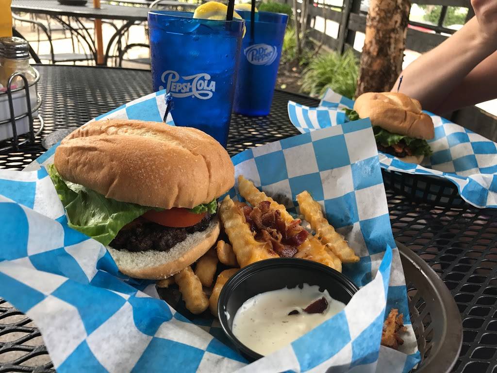 Campus Pub | restaurant | 393 Waller Ave #18, Lexington, KY 40504, USA | 8592310957 OR +1 859-231-0957