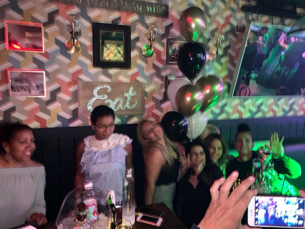 La Barrica Bar & Grill | restaurant | 79-17 Atlantic Ave, Queens, NY 11421, USA | 9173006399 OR +1 917-300-6399