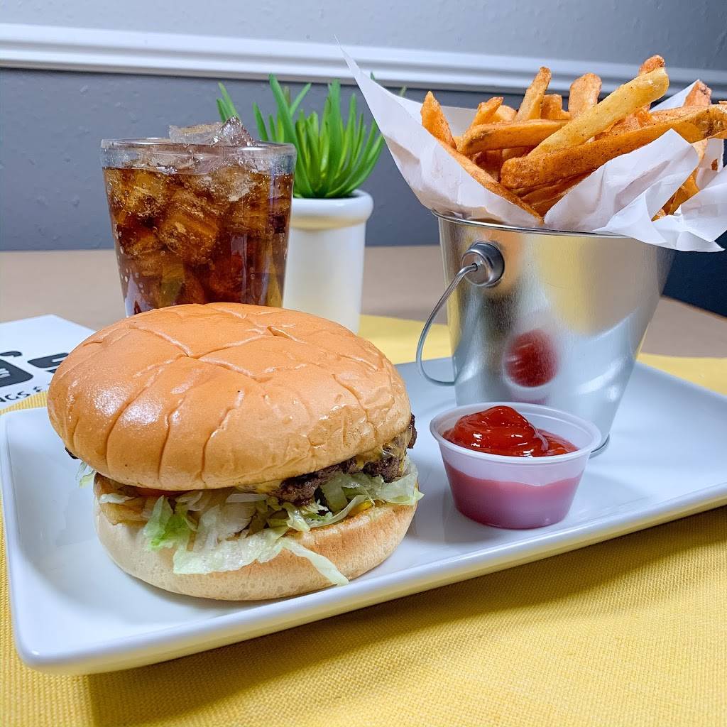 Bos Burgers, Wings and Things | restaurant | 216 S Santa Fe Ave, Edmond, OK 73003, USA | 4058447667 OR +1 405-844-7667