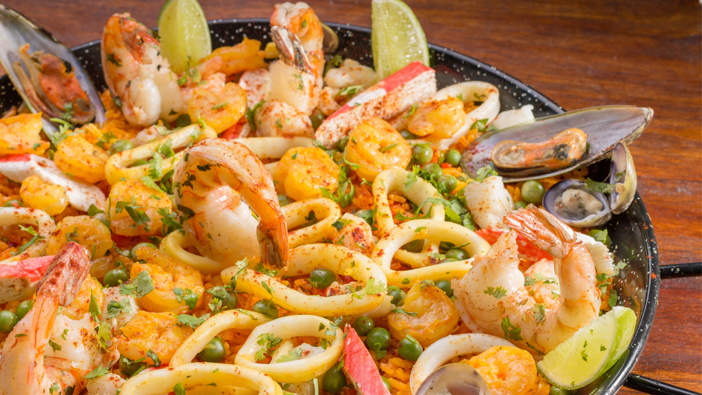 PoquitoMás | restaurant | 2020 N Main St, Fort Worth, TX 76164, USA | 8175851716 OR +1 817-585-1716