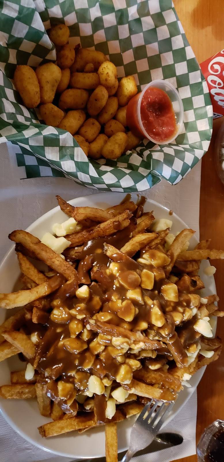 J & A Bowers Restaurant | restaurant | 261 Rue Principale, Mansfield-et-Pontefract, QC J0X 1R0, Canada | 8196833737 OR +1 819-683-3737