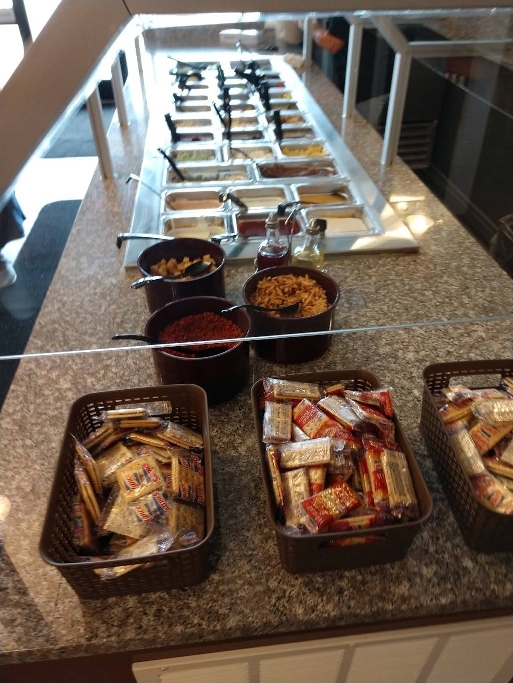 Village Inn Pizza | restaurant | 1050 Yadkinville Rd, Mocksville, NC 27028, USA | 3369369354 OR +1 336-936-9354