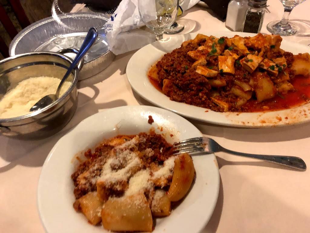 Matteos | restaurant | 416 Bedford Ave, Bellmore, NY 11710, USA | 5164091779 OR +1 516-409-1779