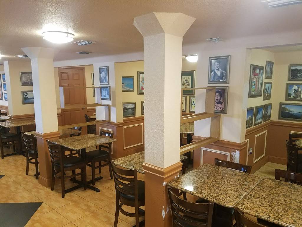 La Casa del Pan con Lechón | restaurant | 2795 W 78th St, Hialeah, FL 33016, USA | 3058243115 OR +1 305-824-3115