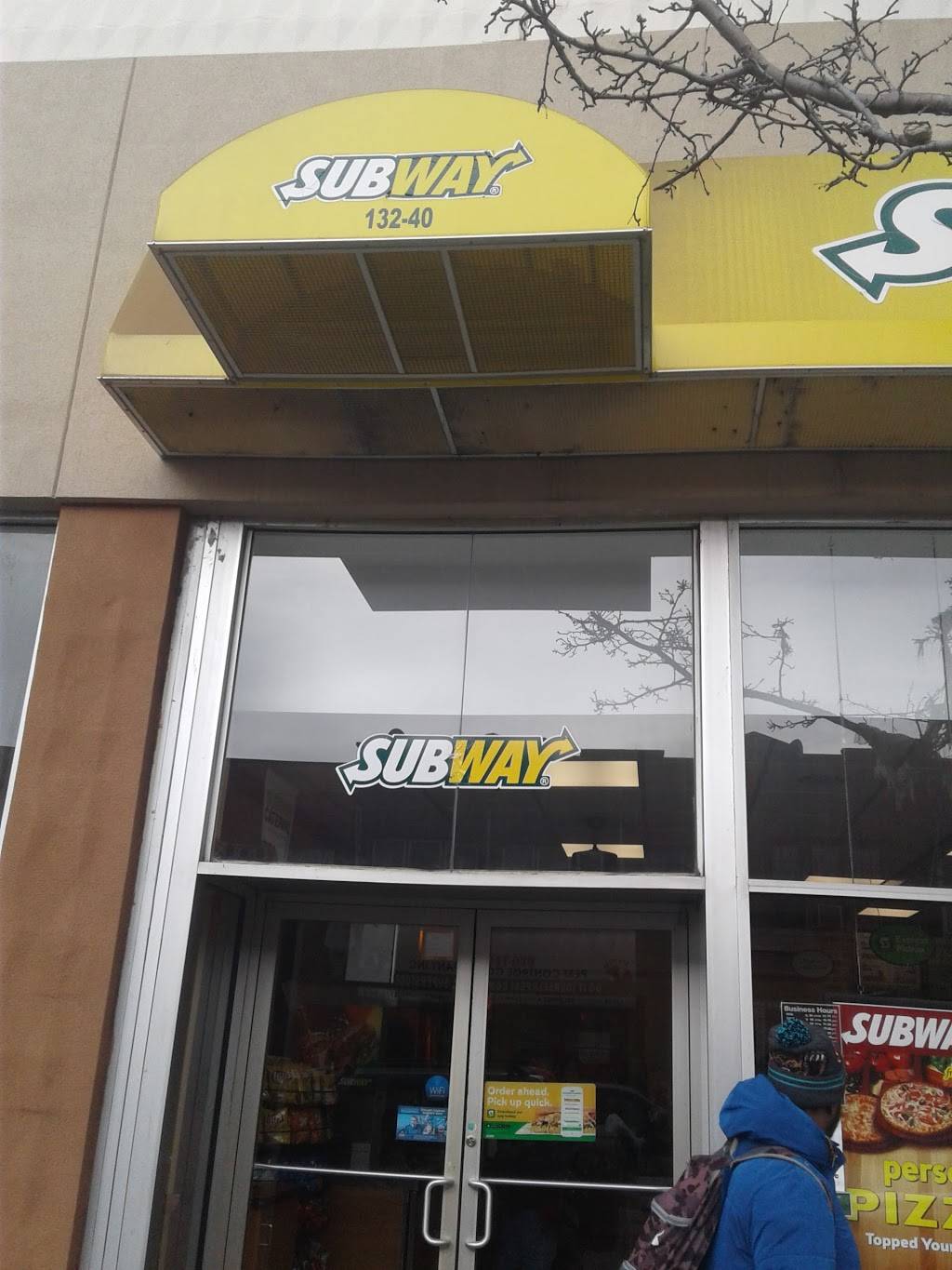 Subway Restaurants | restaurant | 132-40 Metropolitan Ave, Richmond Hill, NY 11418, USA | 7185269800 OR +1 718-526-9800