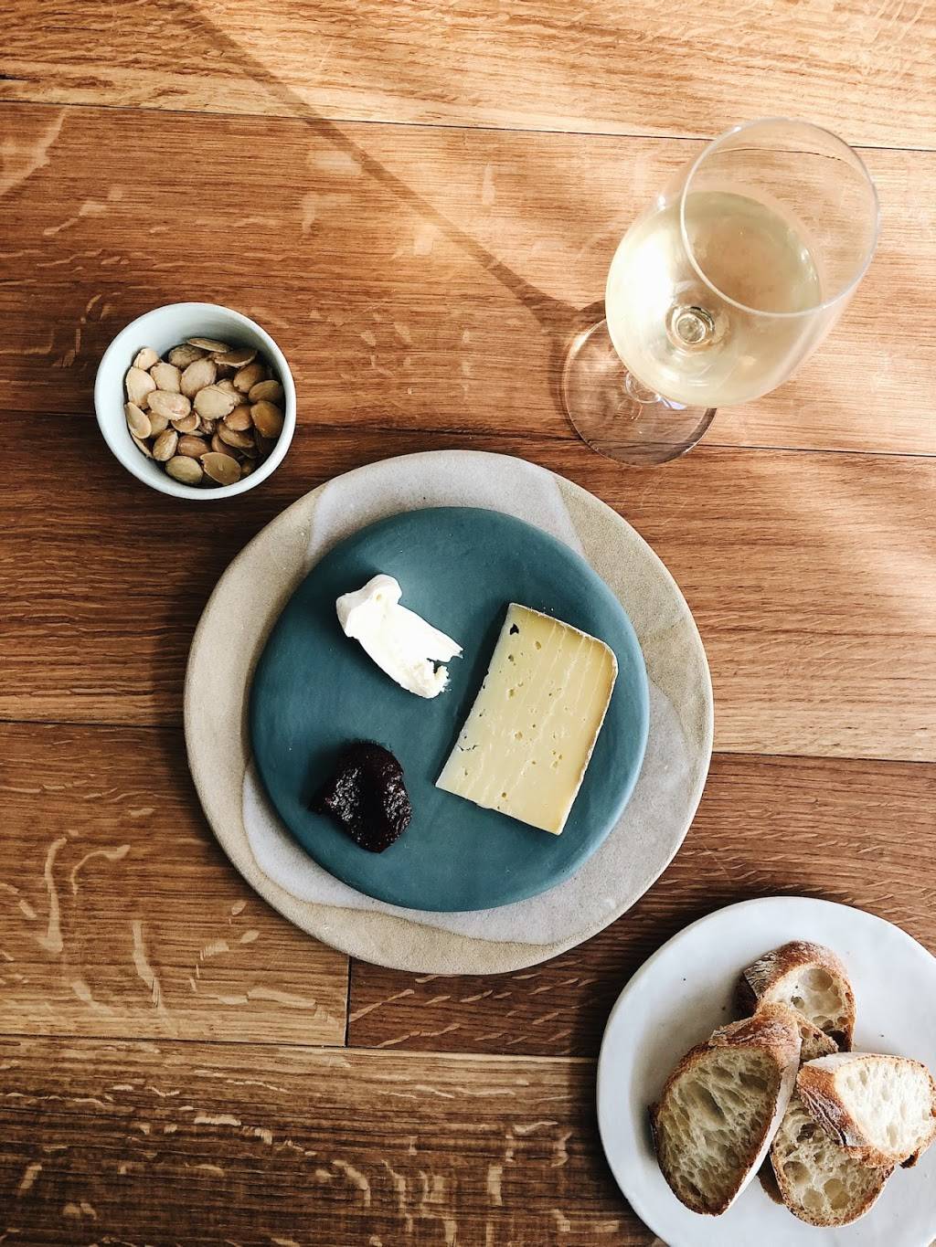 Ebb & Company | restaurant | 3404 NE 55th St, Seattle, WA 98105, USA | 2067292453 OR +1 206-729-2453