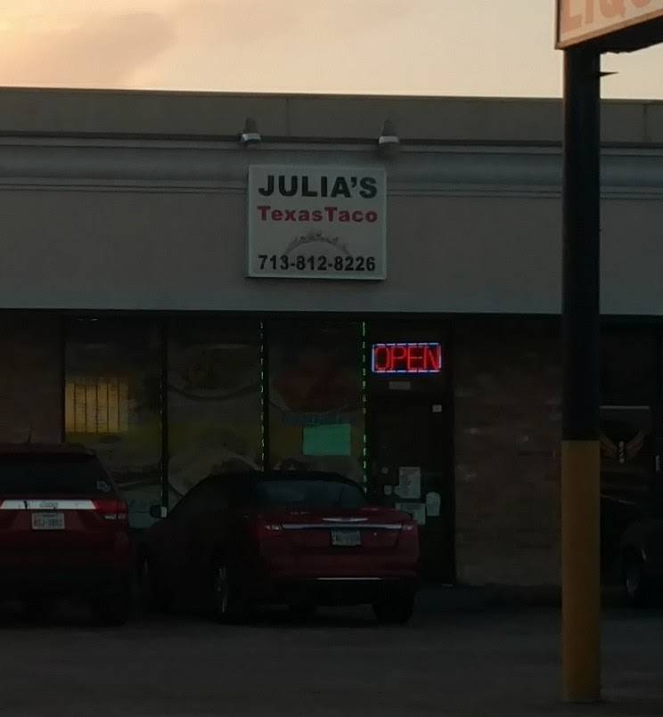 Julias Texas Taco | restaurant | 5792 Bingle Rd, Houston, TX 77092, USA | 7138128226 OR +1 713-812-8226