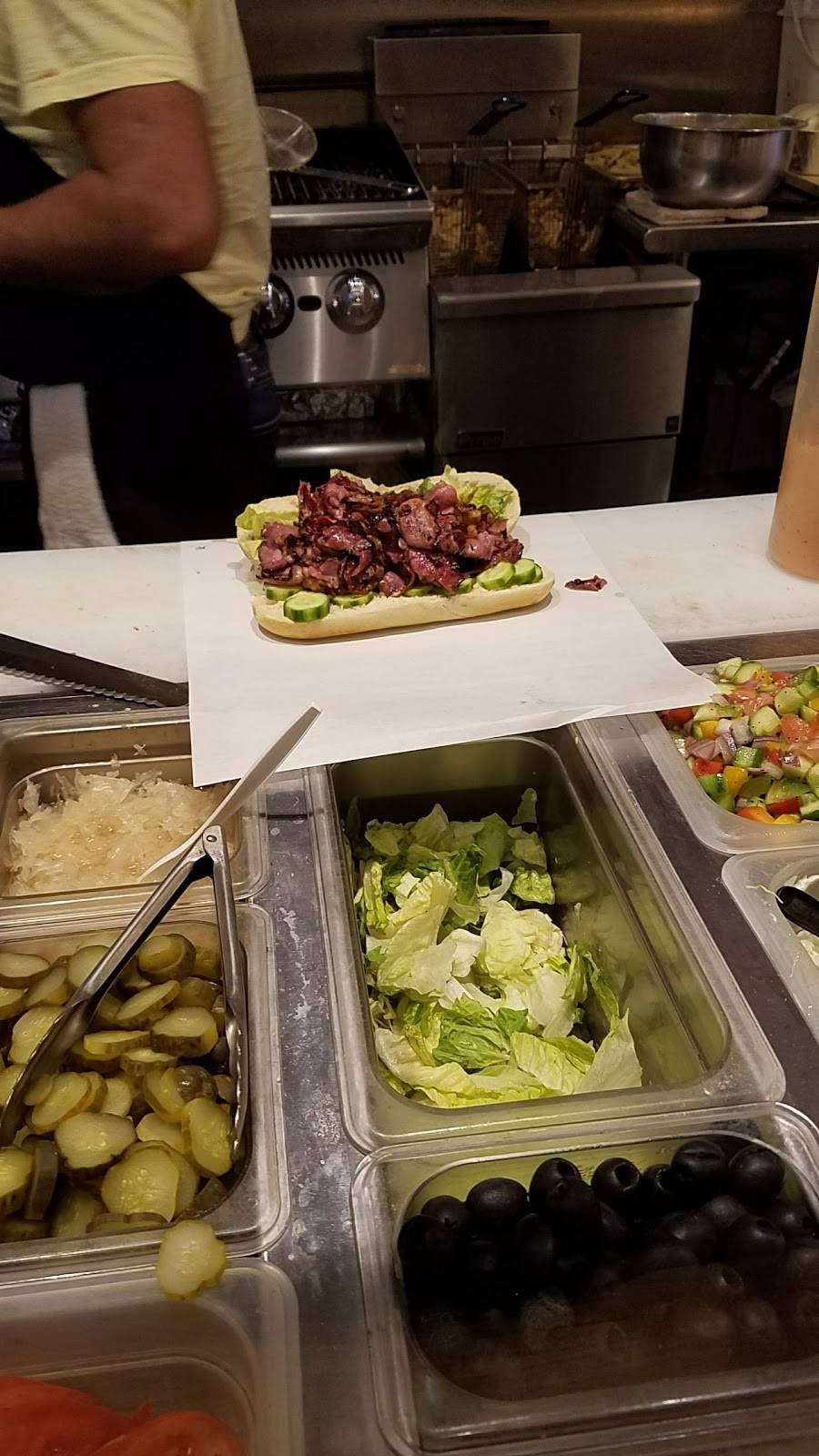 Hadar Geulah | restaurant | 5914 18th Ave, Brooklyn, NY 11204, USA | 7182362277 OR +1 718-236-2277