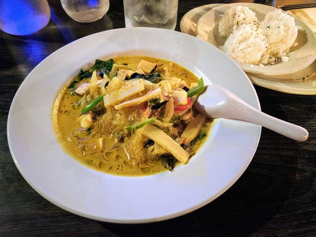 Bandung Indonesian Restaurant | restaurant | 600 Williamson St, Madison, WI 53703, USA | 6082556910 OR +1 608-255-6910