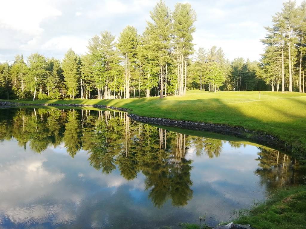 Diadema Golf Club & Restaurant | restaurant | 419 New Portland Rd, North Anson, ME 04958, USA | 2076353060 OR +1 207-635-3060