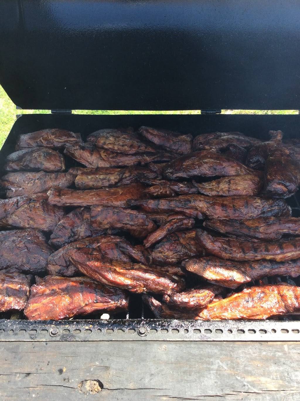 Pigees BBQ | restaurant | 51318 IN-933, South Bend, IN 46637, USA | 5743866191 OR +1 574-386-6191