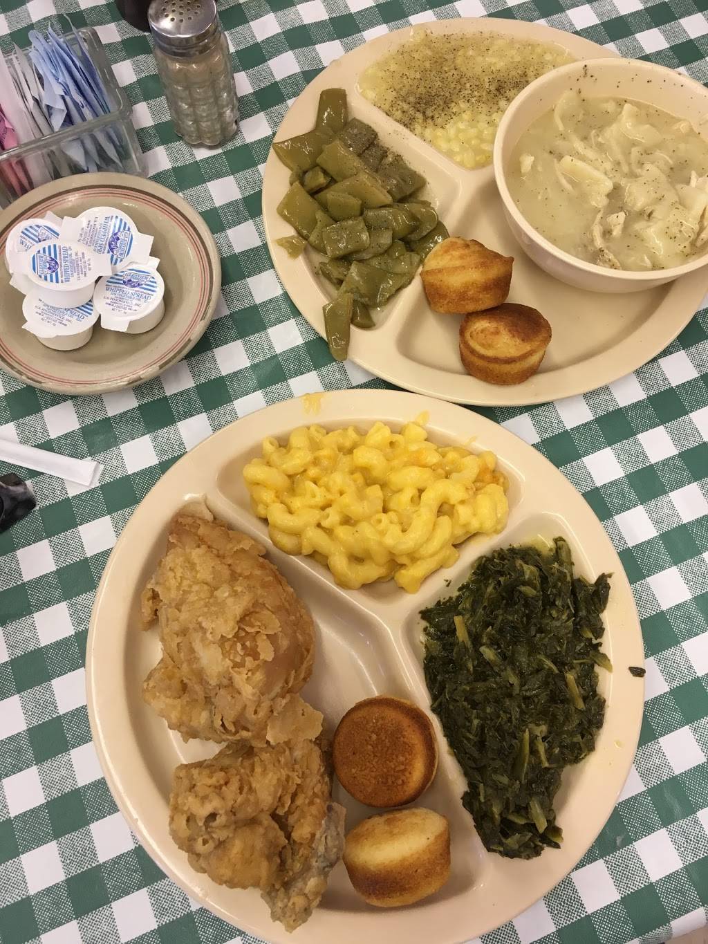 Dots Restaurant | restaurant | 18152 AL-20, Hillsboro, AL 35643, USA | 2566378002 OR +1 256-637-8002