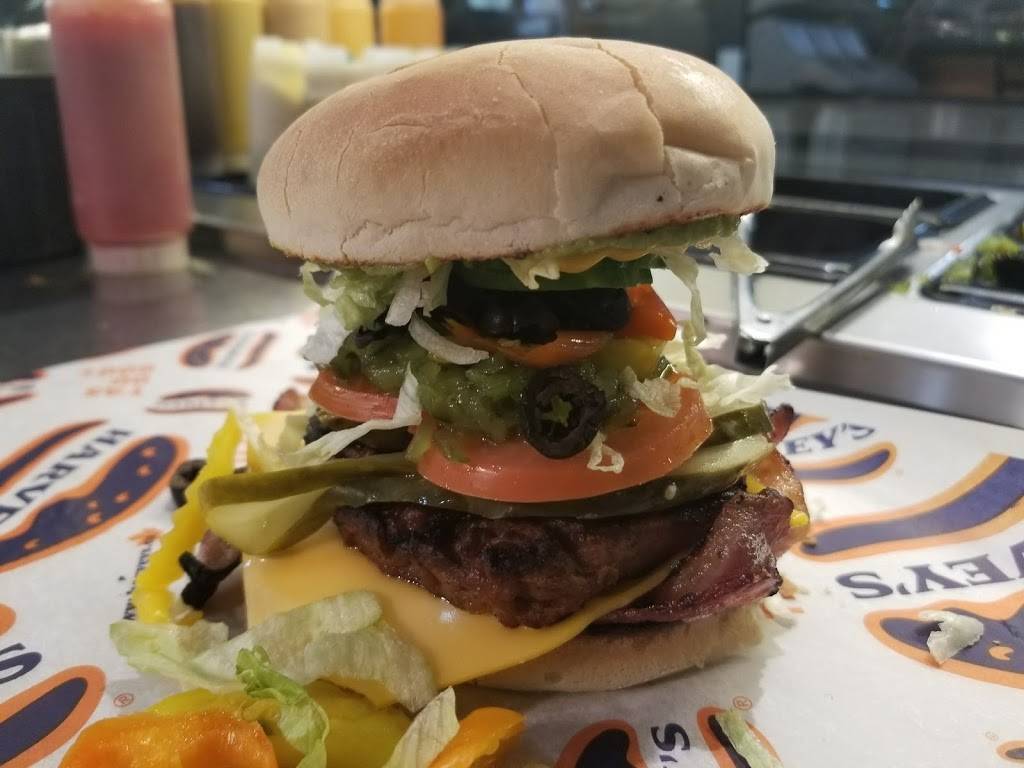 Harveys | restaurant | 541 Boulevard Saint-Joseph, Gatineau, QC J8Y 4A1, Canada | 8197774032 OR +1 819-777-4032