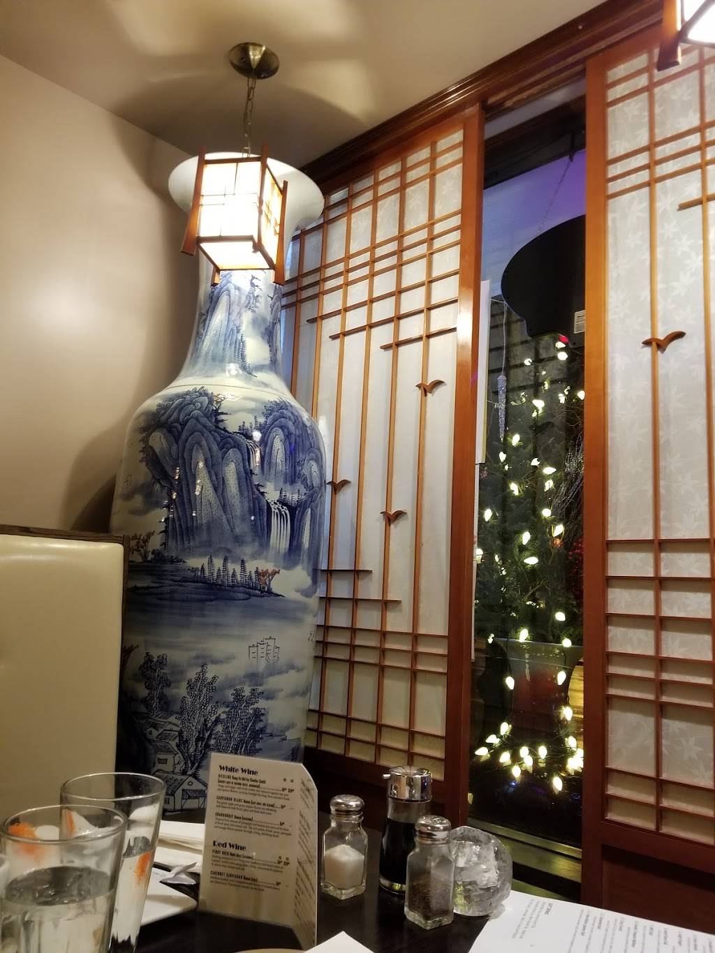 Hana Bistro | restaurant | 5033 France Ave S, Minneapolis, MN 55410, USA | 6123153992 OR +1 612-315-3992