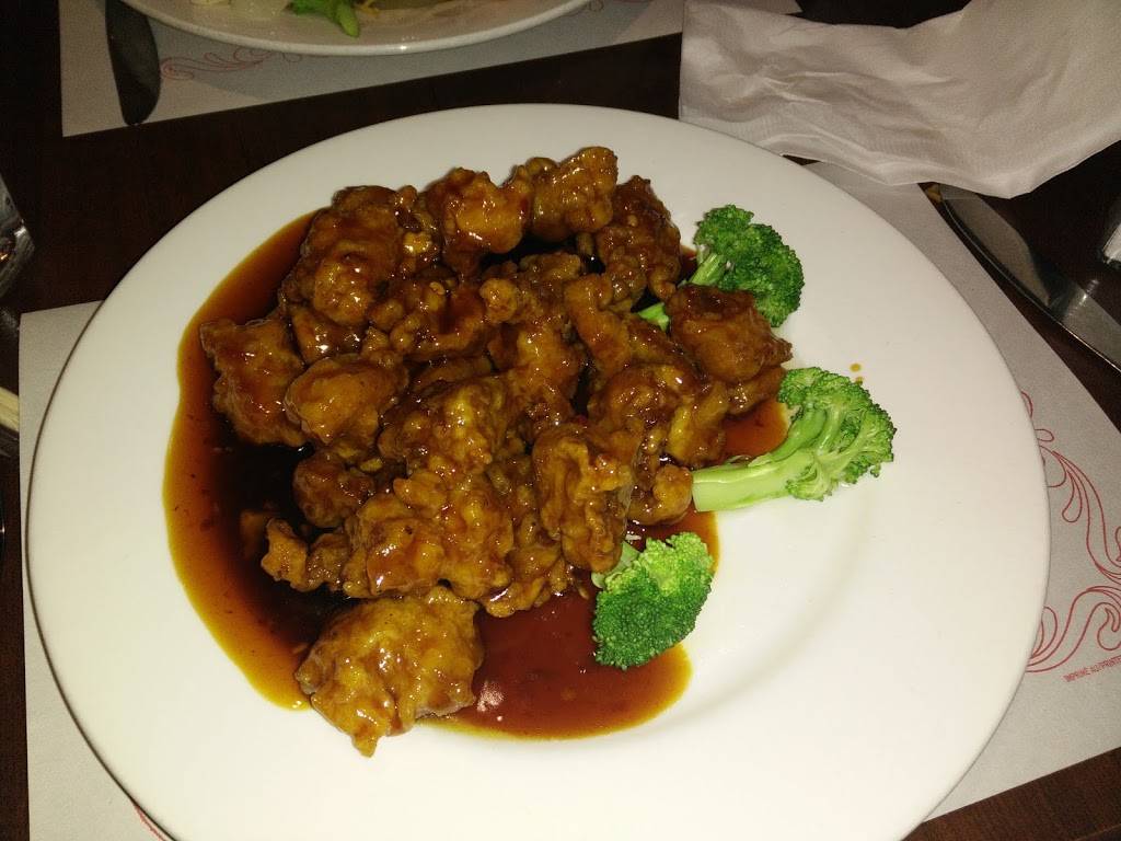 Lanterne Rouge | restaurant | 3280 Ch Ste-Foy, Québec, QC G1X 1S1, Canada | 4186516578 OR +1 418-651-6578