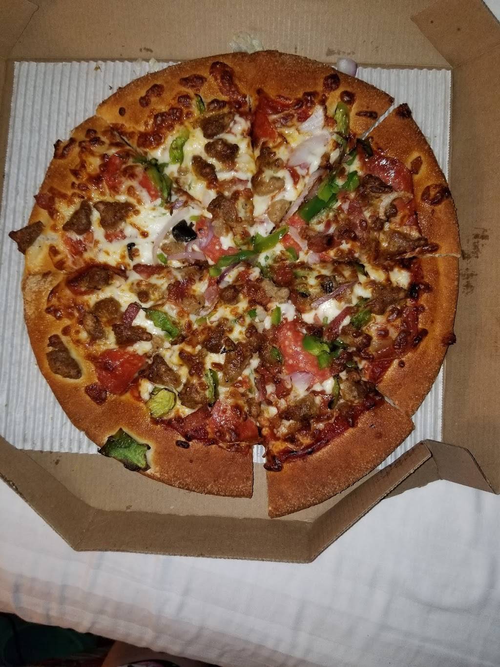 Pizza Hut | meal takeaway | 900 N Grand Ave, Mt Pleasant, IA 52641, USA | 3193858707 OR +1 319-385-8707