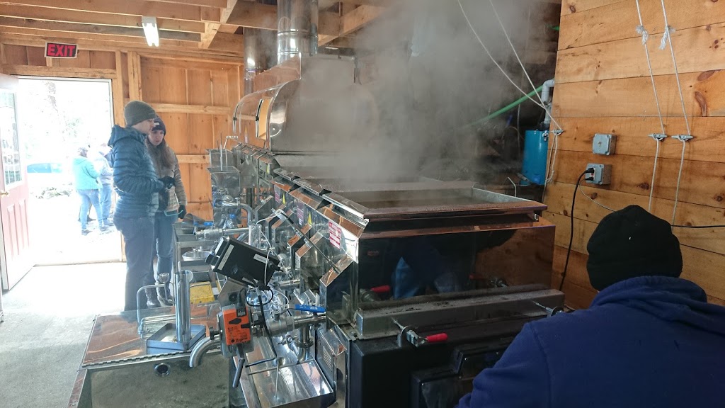 The Maple Guys Sugar Shack | restaurant | 311, Cram Hill Rd, Lyndeborough, NH 03082, USA | 6038013158 OR +1 603-801-3158