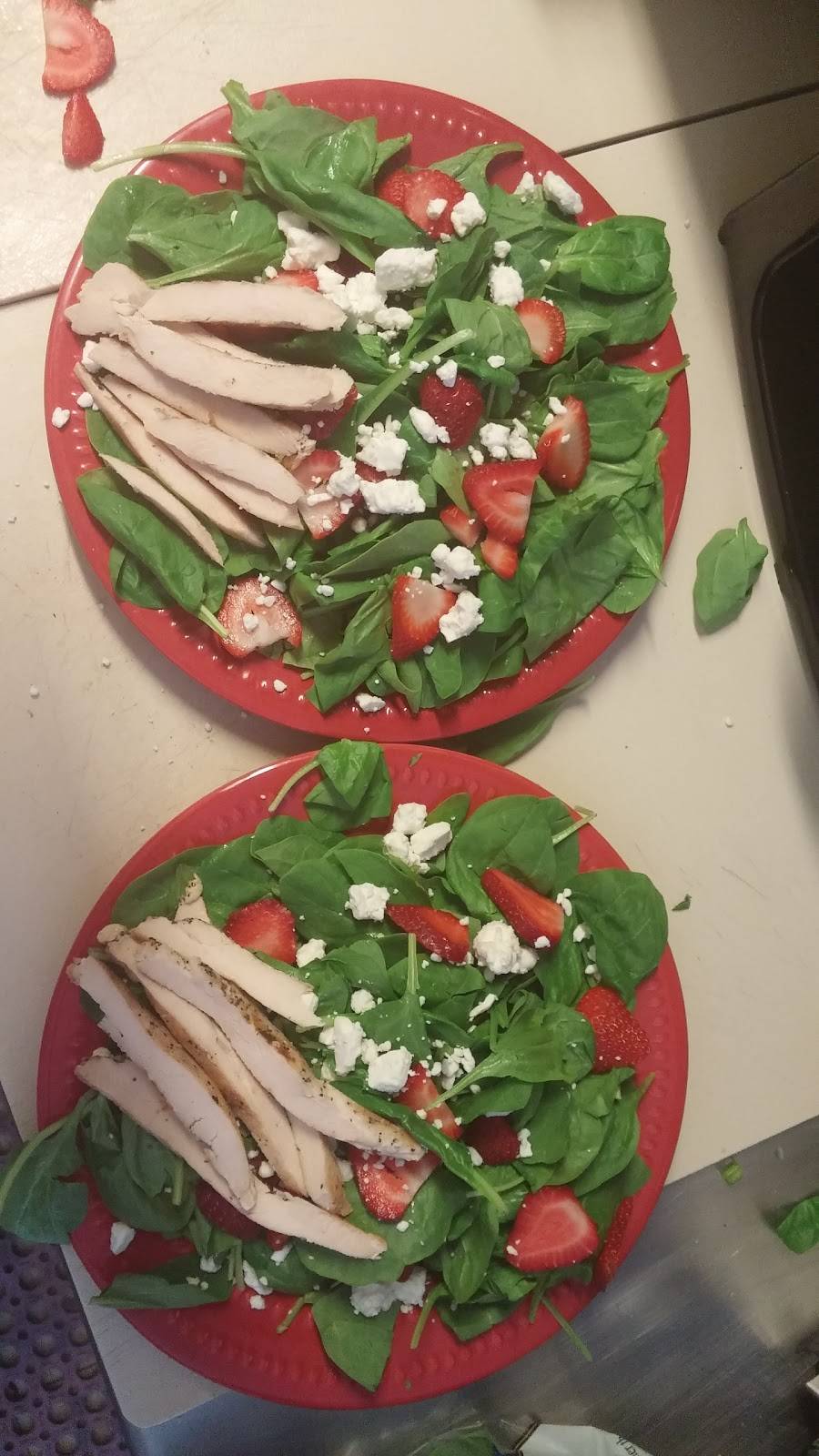 Old Mountain Inn | restaurant | 13132 CA-9, Boulder Creek, CA 95006, USA | 8313382211 OR +1 831-338-2211