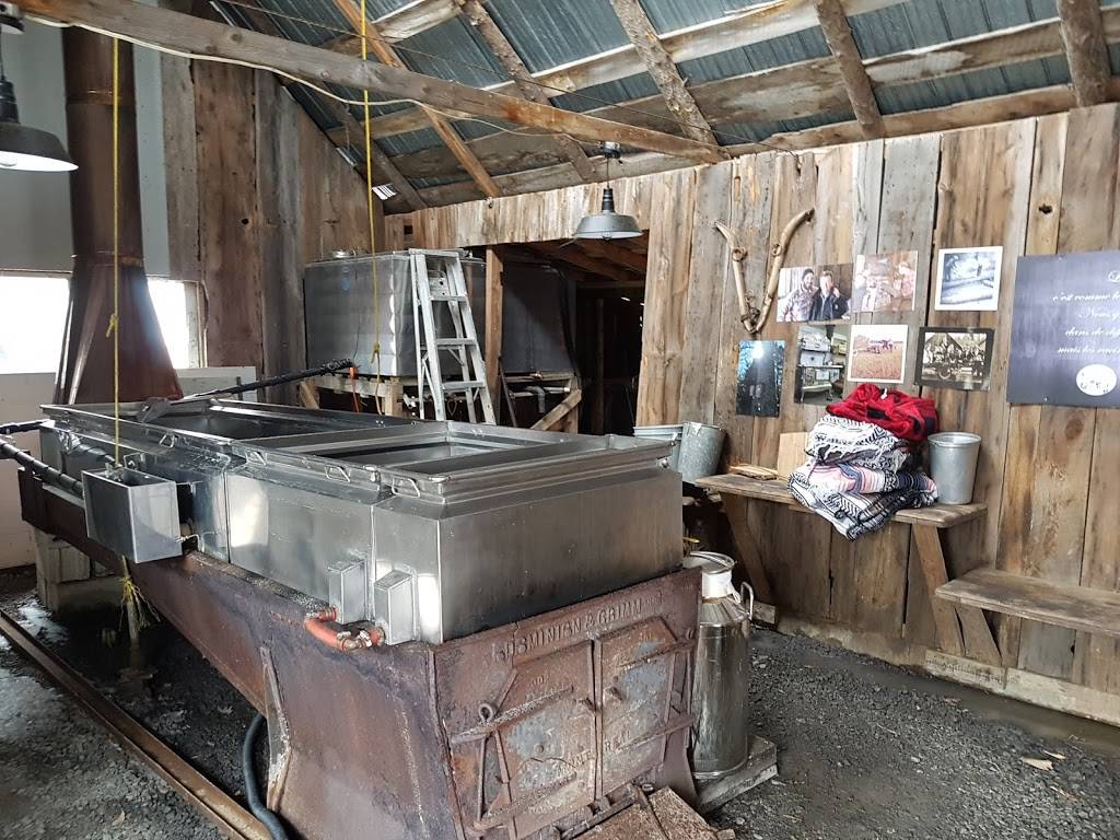 Sucrerie Lavigne | restaurant | 417 Chemin du Petit-Brûlé, Rigaud, QC J0P 1P0, Canada | 4504514482 OR +1 450-451-4482