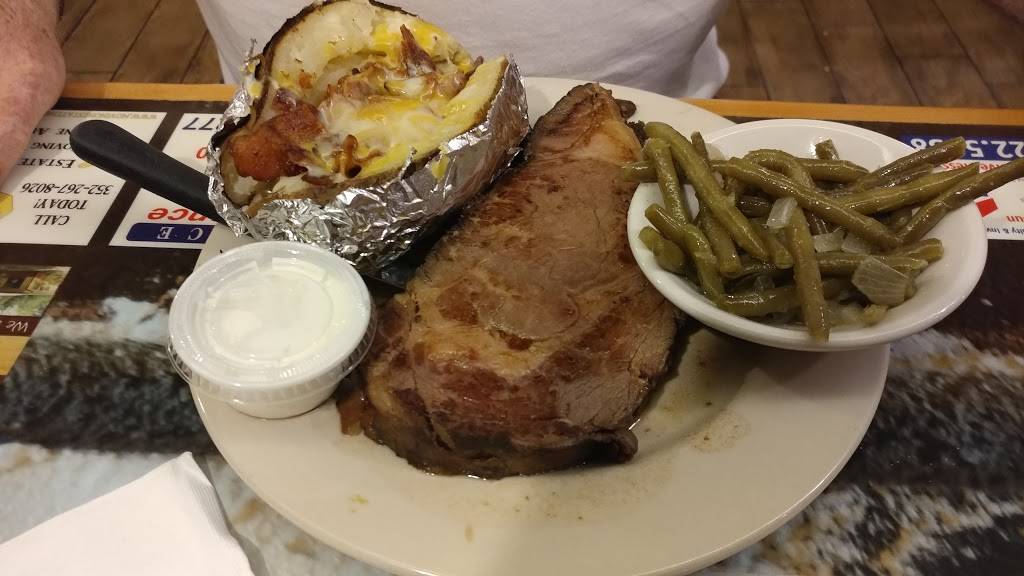 Joes Family Restaurant | restaurant | 911 W Main St, Inverness, FL 34450, USA | 3527261688 OR +1 352-726-1688