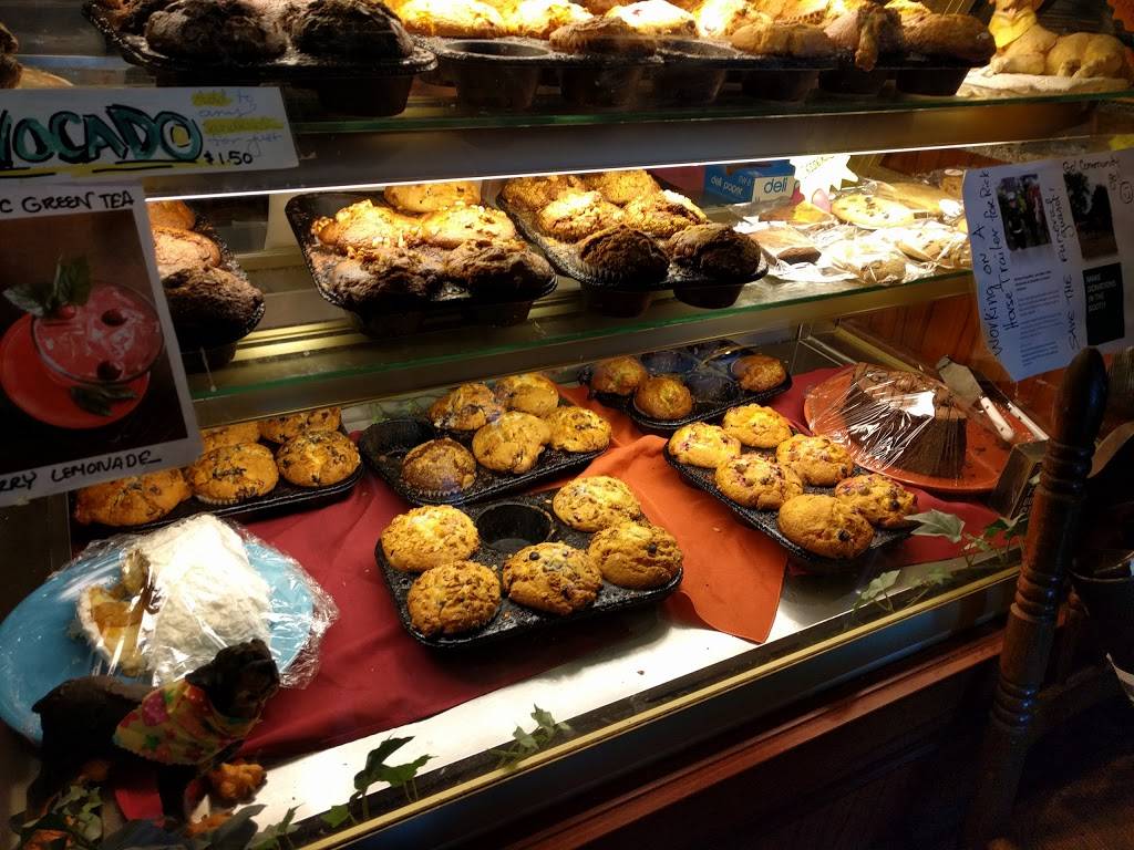 New York Pickle Deli | meal takeaway | 397 Cromwell Ave, Rocky Hill, CT 06067, USA | 8602579465 OR +1 860-257-9465