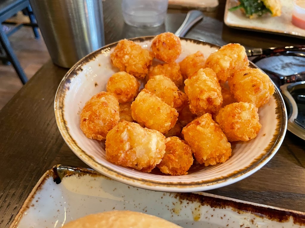 Cracked on Milwaukee | restaurant | 1359 N Milwaukee Ave, Chicago, IL 60622, USA | 3129892247 OR +1 312-989-2247