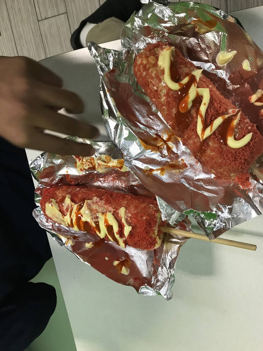 Paleteria La Pina Loca | restaurant | 14073 Main St #111, Hesperia, CA 92345, USA | 7602442697 OR +1 760-244-2697