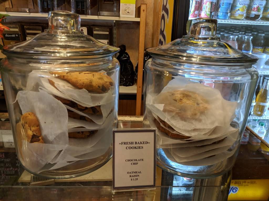 Simon Says Cafe & Deli | cafe | 96 Main St, East Greenwich, RI 02818, USA | 4018841965 OR +1 401-884-1965