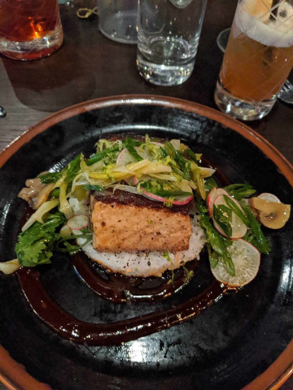 SeeSaw Kitchen + Bar | restaurant | 906 N High St, Columbus, OH 43201, USA | 6145020020 OR +1 614-502-0020