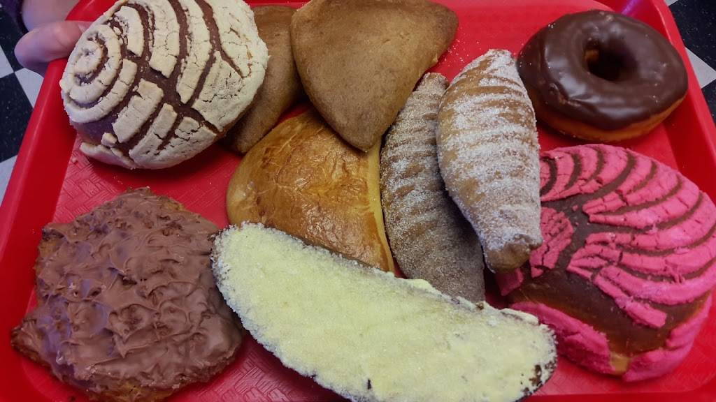 Panaderia Zaragoza | bakery | 803 98th St SW, Albuquerque, NM 87121, USA | 5053419617 OR +1 505-341-9617