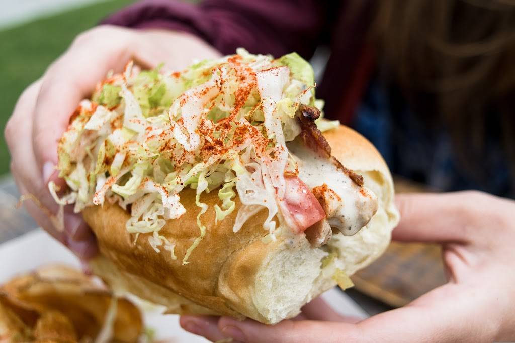 Tackle Box | restaurant | 3029 E Shore Ave, Corona Del Mar, CA 92625, USA | 9497230502 OR +1 949-723-0502