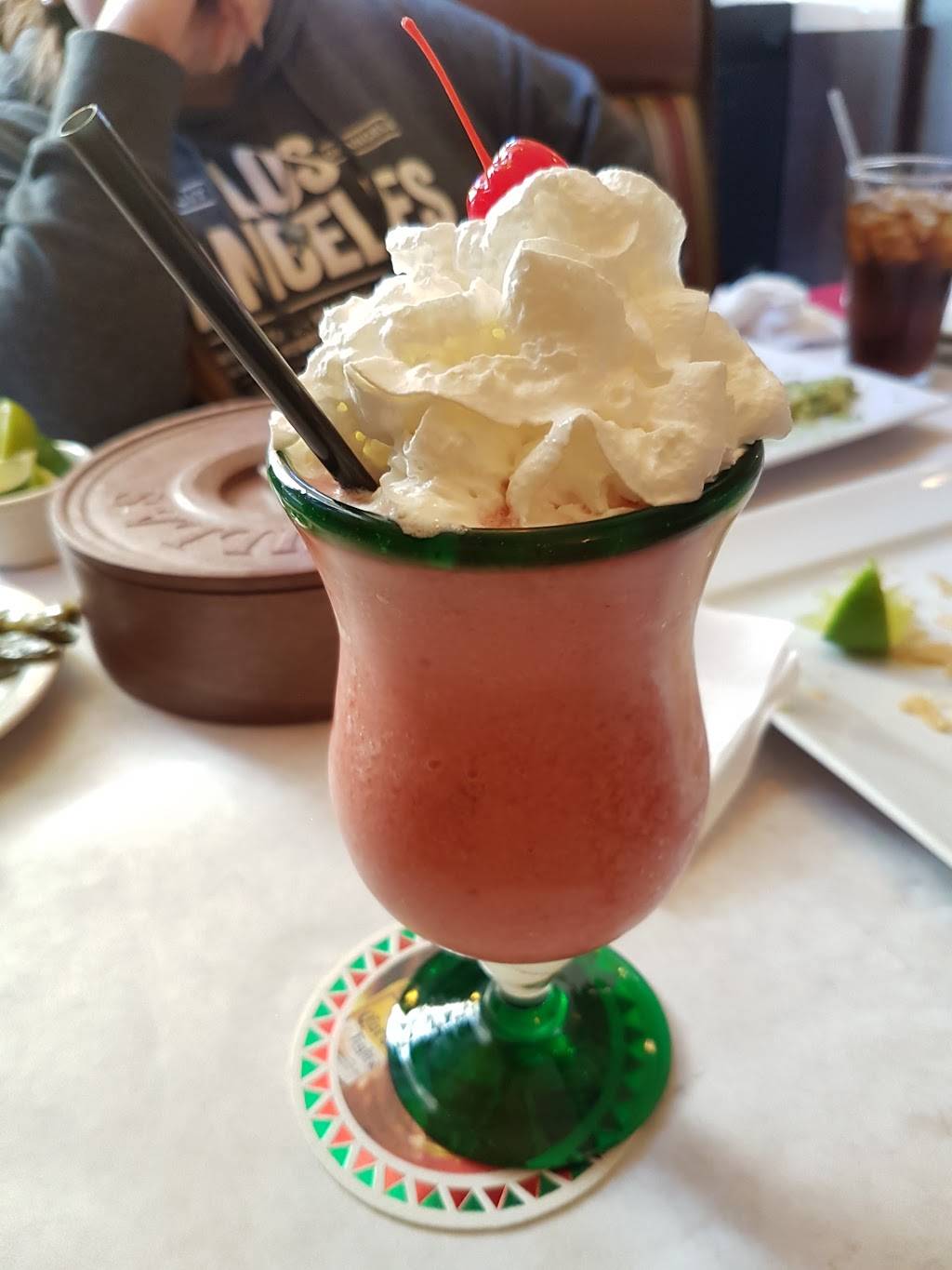 Don Chente Bar & Grill | restaurant | 2144 Florence Ave, Huntington Park, CA 90255, USA | 3235858900 OR +1 323-585-8900