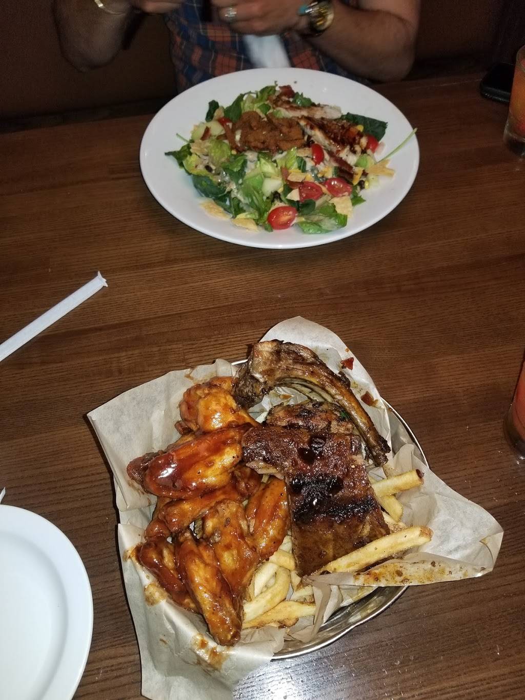 TGI Fridays | restaurant | 12543 FL-535, Lake Buena Vista, FL 32836, USA | 4078271020 OR +1 407-827-1020