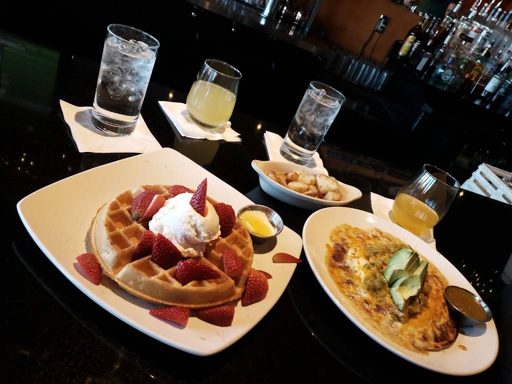 Mantra Bar & Grille | restaurant | 6913 Maple St, Omaha, NE 68104, USA | 4029331666 OR +1 402-933-1666