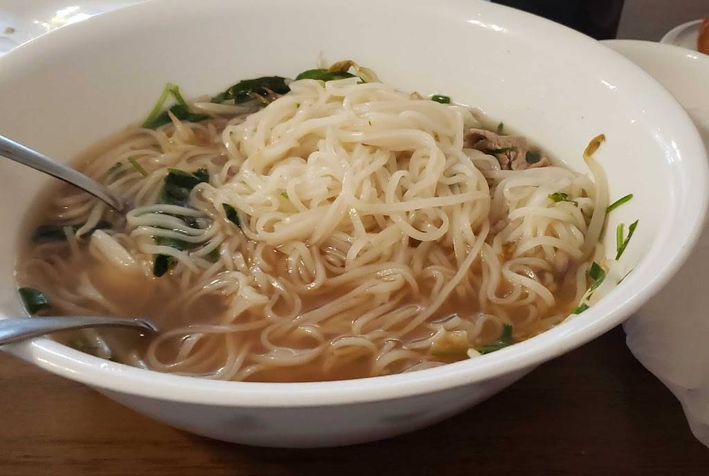 Pho Saigon | restaurant | 1720 S Robert St, West St Paul, MN 55118, USA | 6514517188 OR +1 651-451-7188