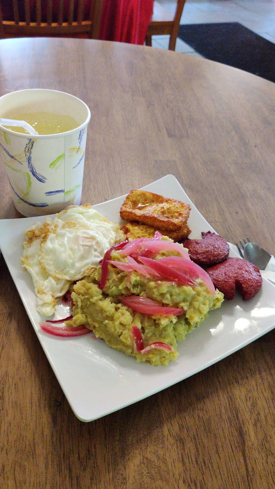 Lo Nuestro Dominican Restaurant | restaurant | 260 Central Ave, Albany, NY 12206, USA | 5182750348 OR +1 518-275-0348