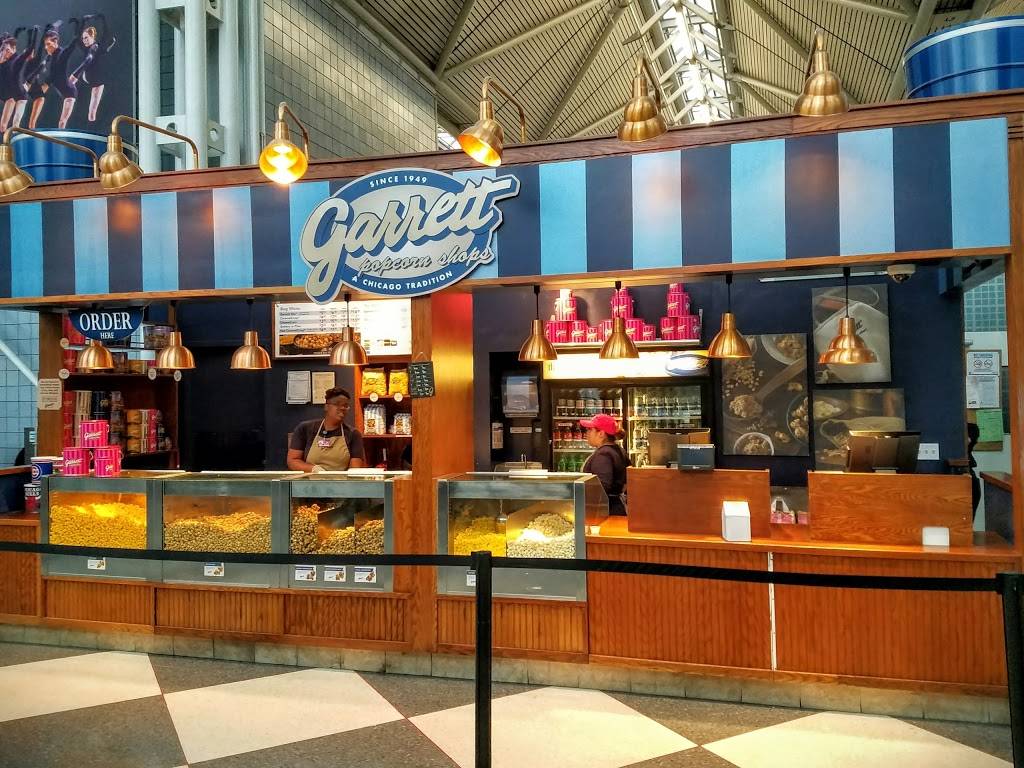 Garrett Popcorn Shops | meal takeaway | OHare International Airport (ORD), Terminal 1 Concourse B, 5600 Mannheim Rd, Chicago, IL 60666, USA | 8884767267 OR +1 888-476-7267