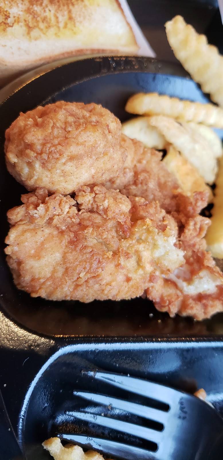 Zaxbys Chicken Fingers & Buffalo Wings | restaurant | 3400 N Pine Ave, Ocala, FL 34475, USA | 3528777900 OR +1 352-877-7900