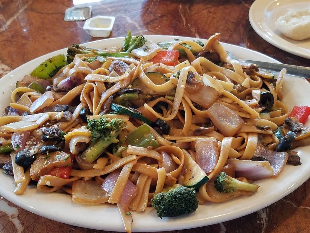 Amis Italian Restaurant and Pizzeria | restaurant | 3728 Monticello, Plaza Dr, OFallon, MO 63368, USA | 6363298787 OR +1 636-329-8787