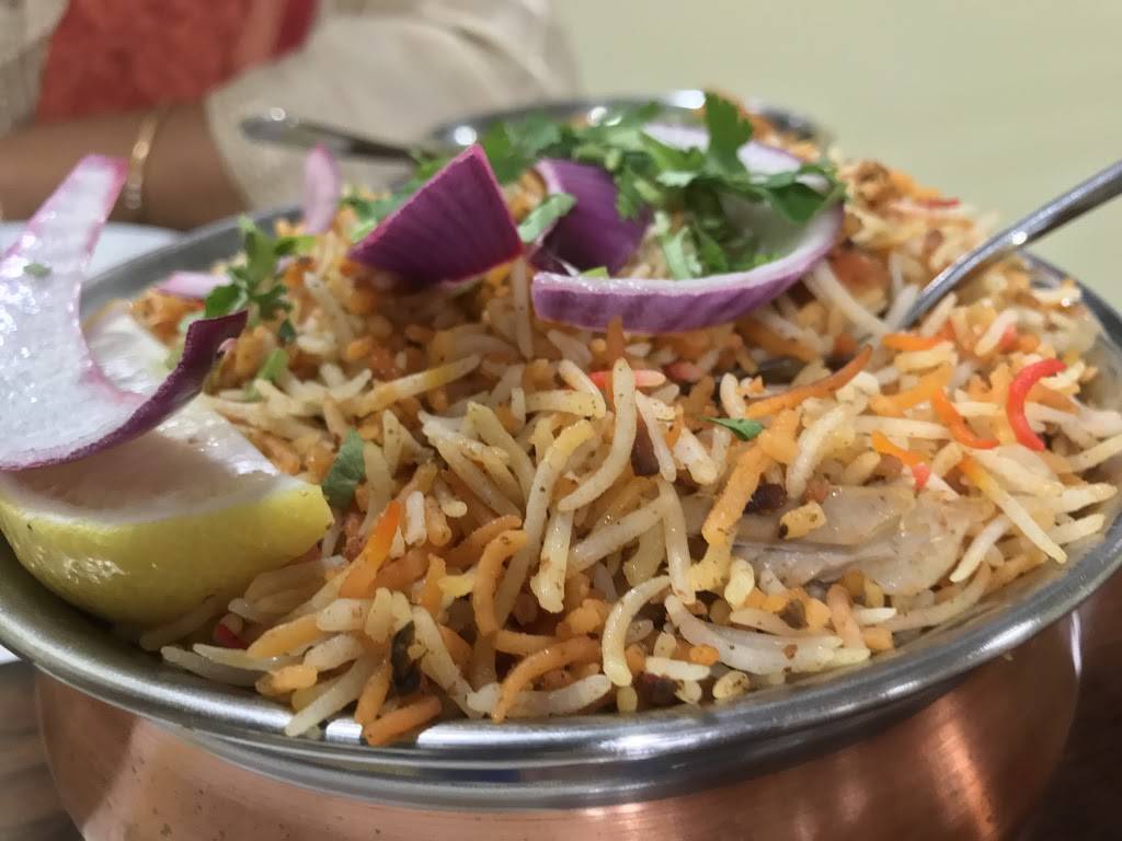 7 Spices Indian Restaurant | restaurant | 555 E Townline Rd #6, Vernon Hills, IL 60061, USA | 2242067702 OR +1 224-206-7702