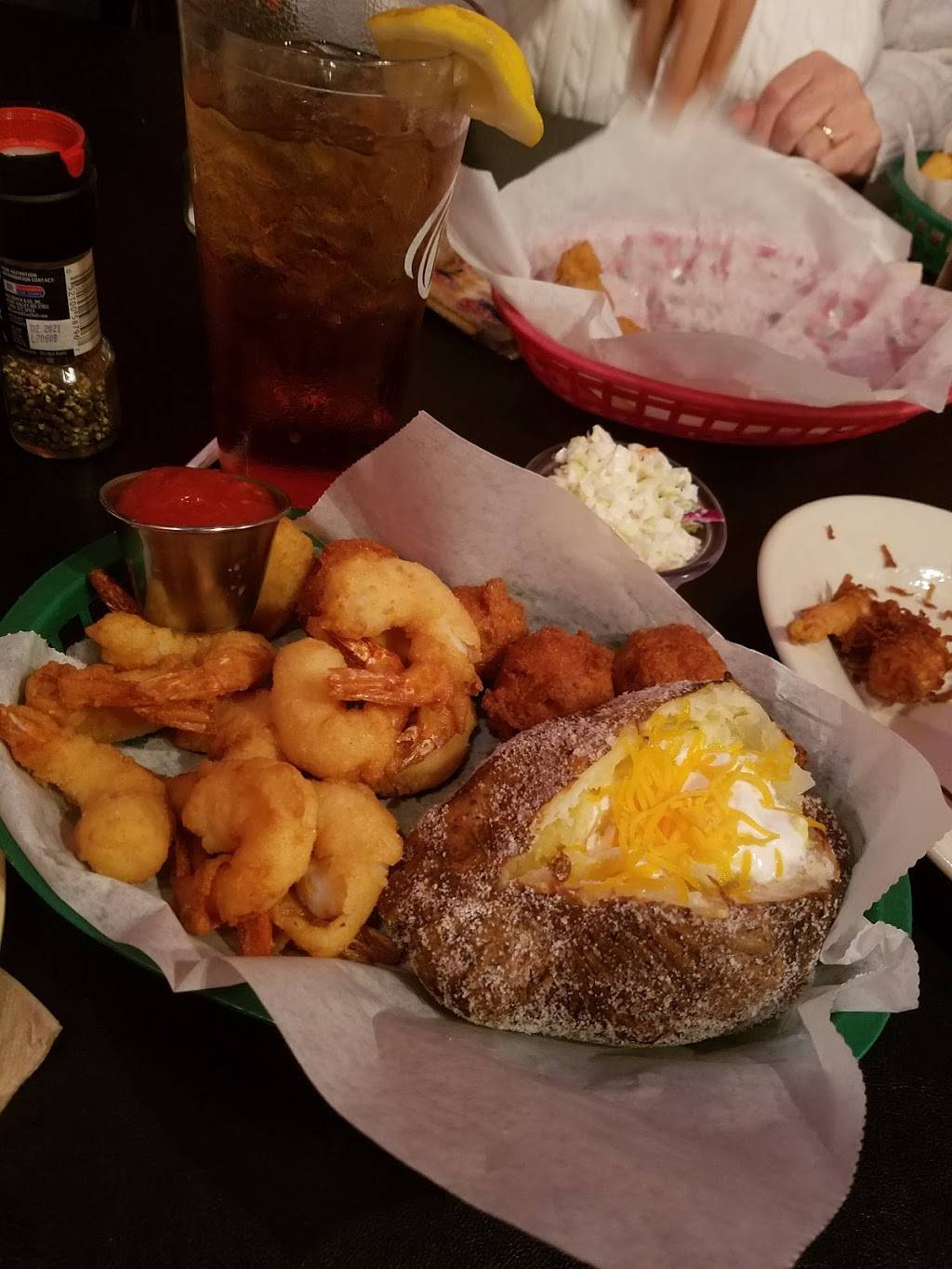 Papa Dubis | restaurant | 3931 Brashers Chapel Rd, Guntersville, AL 35976, USA | 2568947878 OR +1 256-894-7878