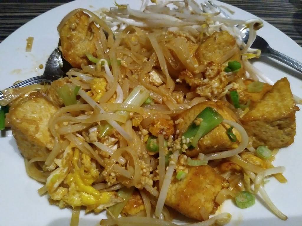 Red Lotus Thai Cuisine | restaurant | 4460 N Federal Hwy, Lighthouse Point, FL 33064, USA | 9549337163 OR +1 954-933-7163