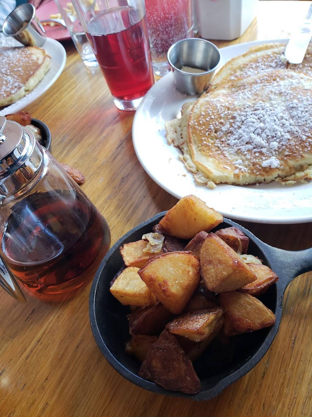 Little Dipper | restaurant | 669 Centre St, Jamaica Plain, MA 02130, USA | 6175249217 OR +1 617-524-9217