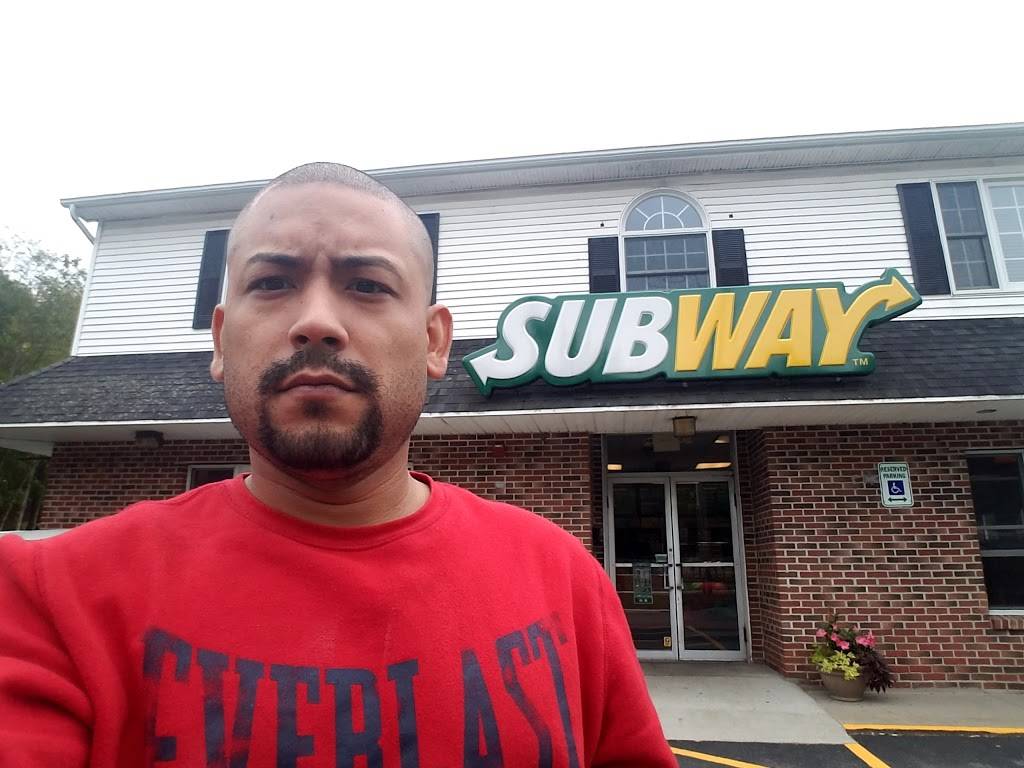 Subway | restaurant | 157 W Main St, Dudley, MA 01571, USA | 5089498665 OR +1 508-949-8665