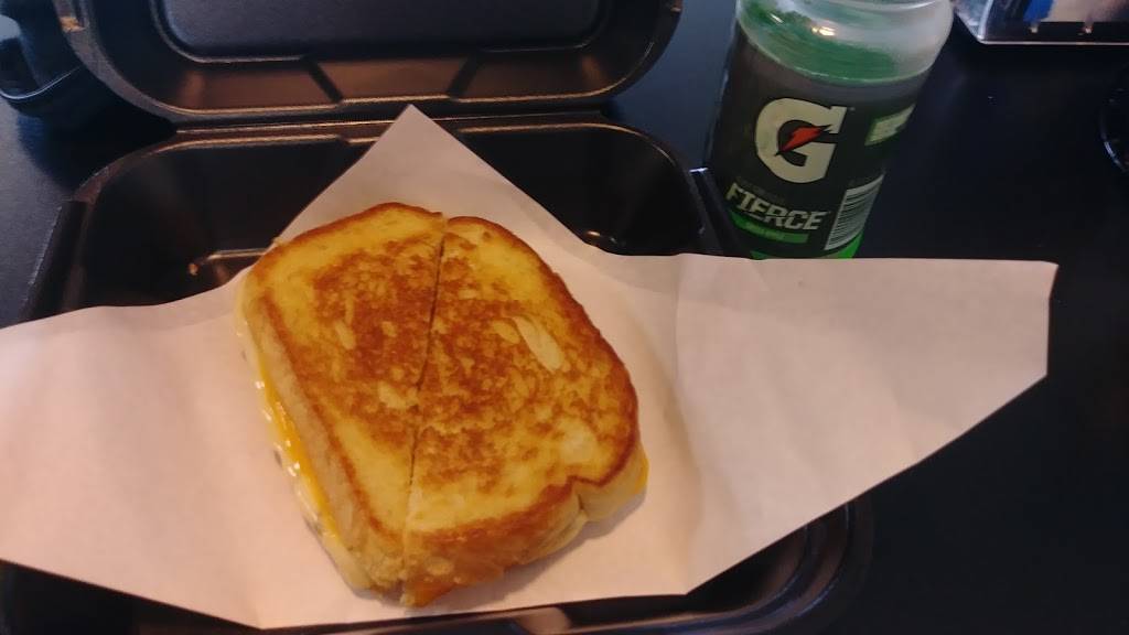 Tailwind Bar & Bistro | restaurant | 5103 Hollywood Ave, Shreveport, LA 71109, USA | 3189185385 OR +1 318-918-5385