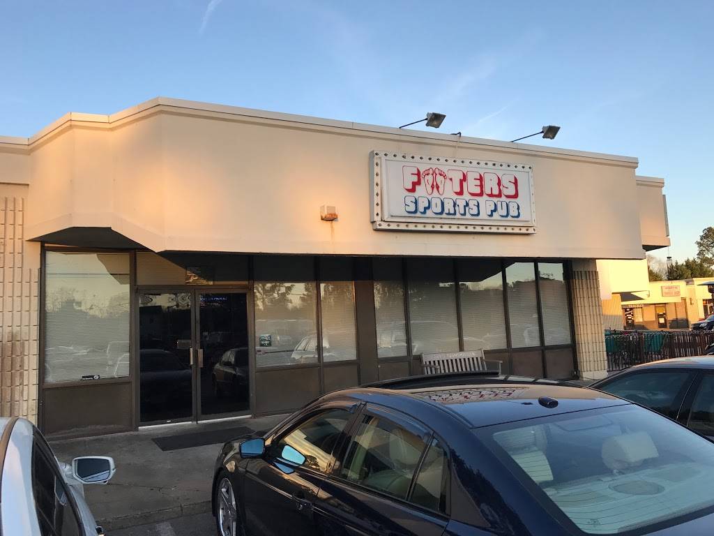 Footers Sports Pub | restaurant | 4676 Princess Anne Rd, Virginia Beach, VA 23462, USA | 7574676427 OR +1 757-467-6427